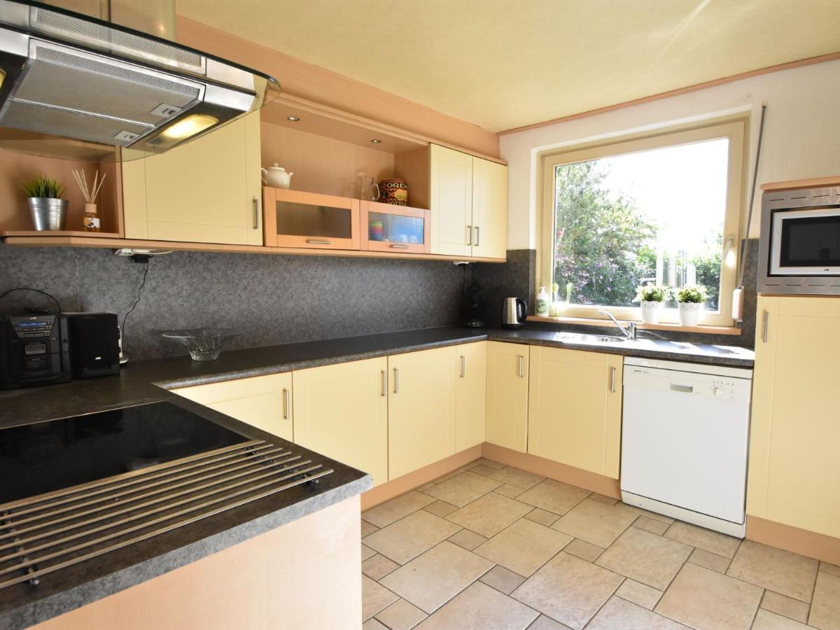 Holiday Home In Zeeland With Wide Views 브라위니서 외부 사진